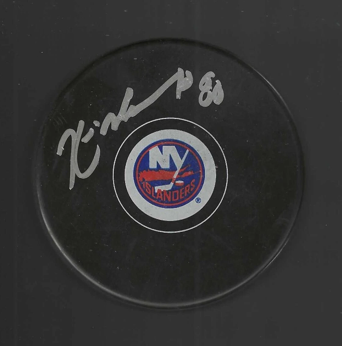 Kevin Weekes Signed New York Islanders Puck