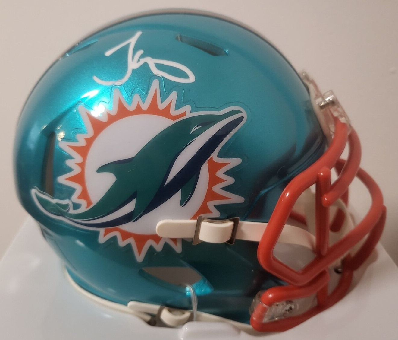 TYREEK HILL MIAMI DOLPHINS SIGNED AUTO AUTOGRAPHED FLASH MINI HELMET BECKETT ** COLLECTIBLE MEMORABILIA