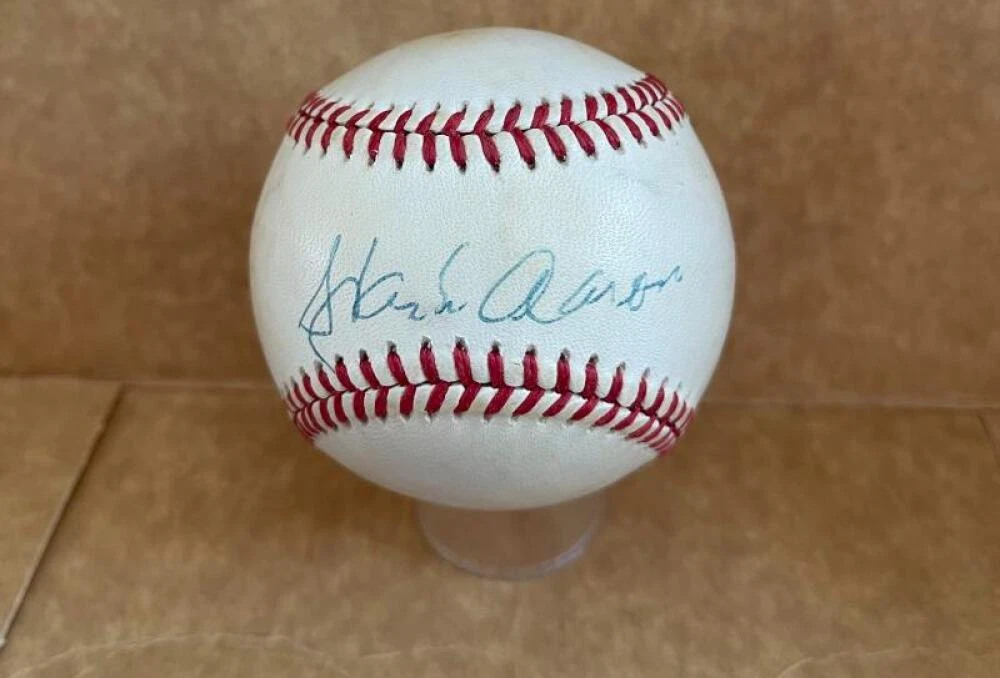 HANK AARON MILWAUKEE BRAVES VINTAGE SIGNED N.L. BASEBALL JSA LOA