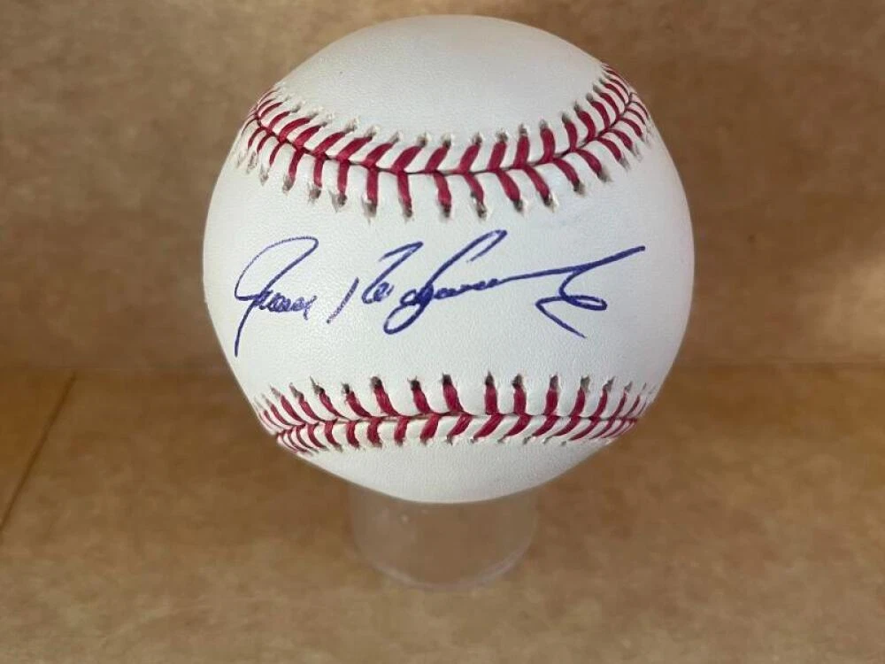 IVAN RODRIGUEZ RANGERS/YANKEES SIGNED AUTOGRAPHED M.L. BASEBALL JSA AUTH