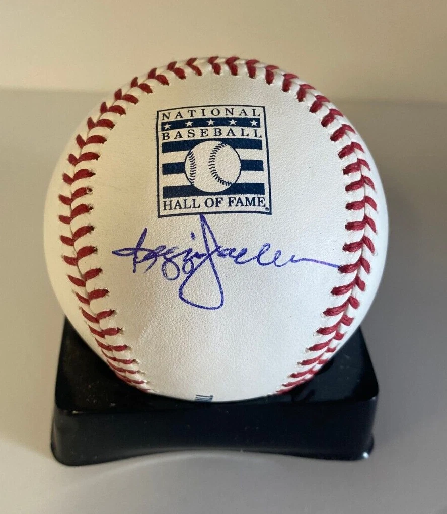 REGGIE JACKSON A'S/YANKEES SIGNED AUTOGRAPHED HALL OF FAME BASEBALL BECKETT !!