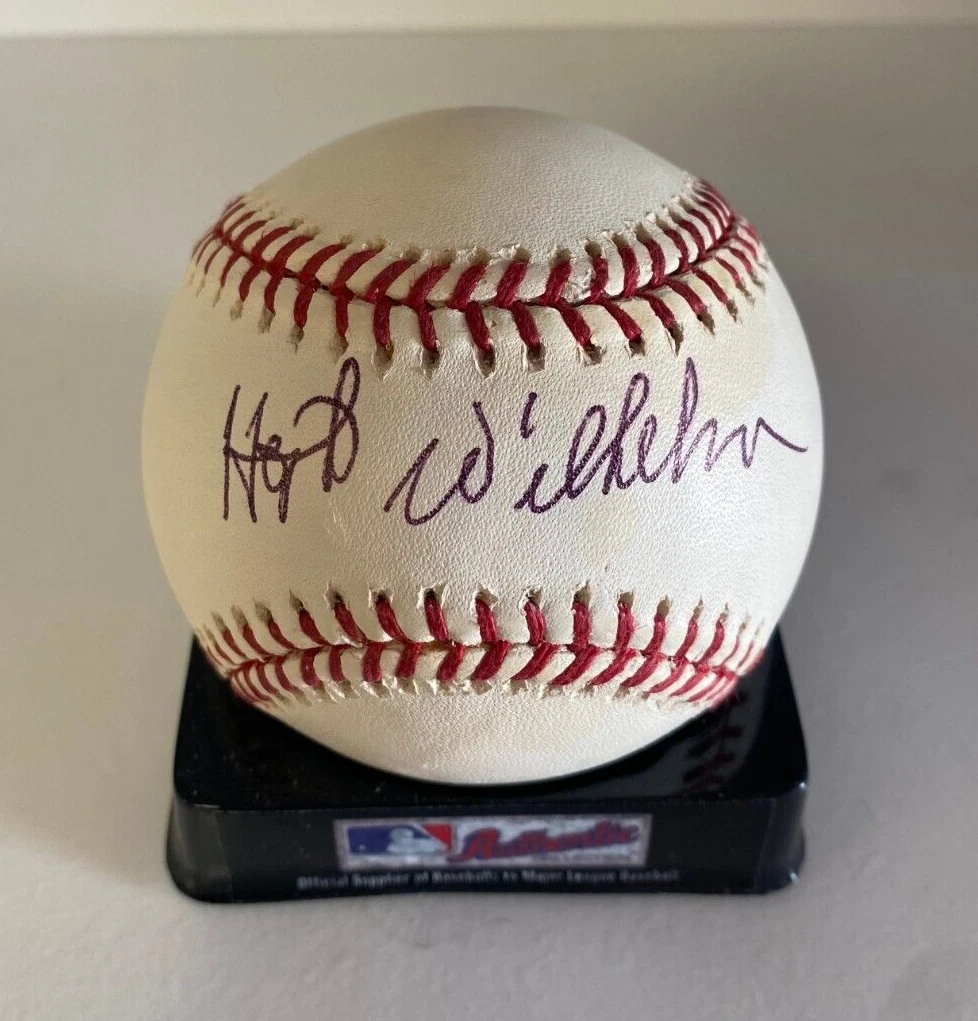 HOYT WILHELM BRAVES/WHITE SOX SIGNED AUTOGRAPHED M.L BASEBALL BECKETT