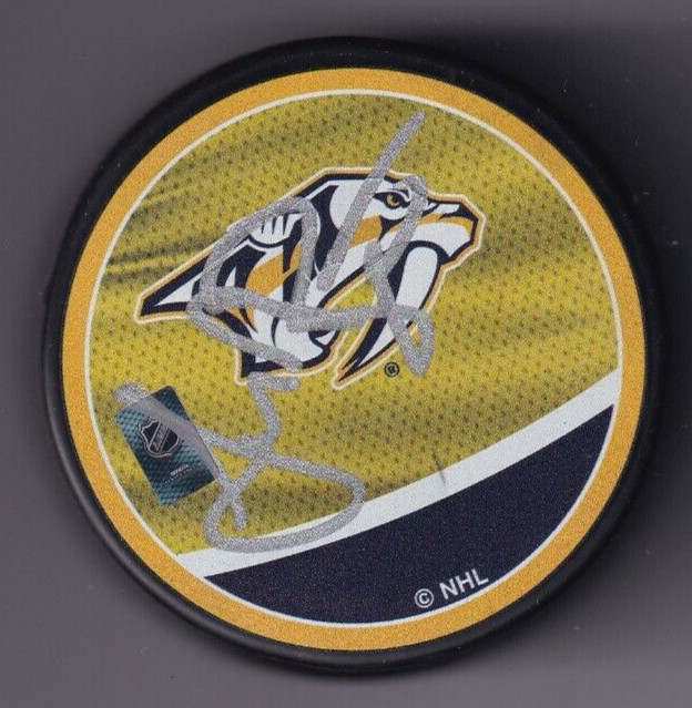 ANDREW BRUNETTE signed (NASHVILLE PREDATORS) Retro Vintage Hockey puck W/COA