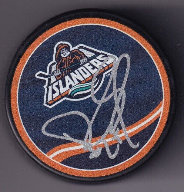 DEREK KING signed (NEW YORK ISLANDERS) Reverse Retro Hockey puck W/COA