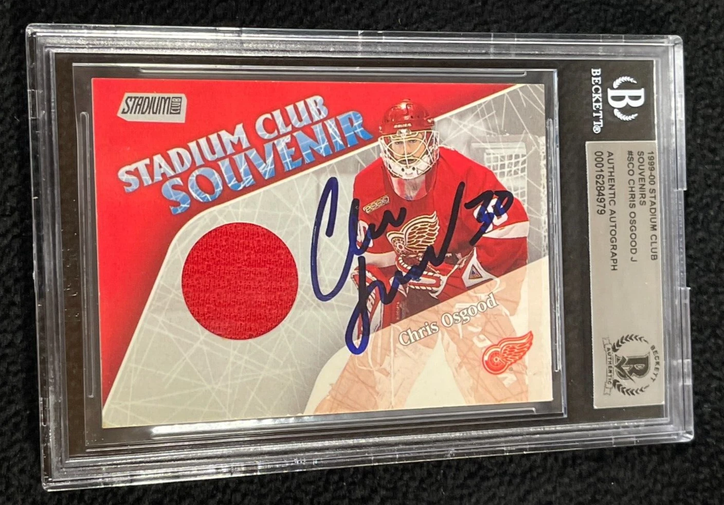 Chris Osgood Signed 1999/00 Stadium Club Souvenir Jersey Card BAS Certified