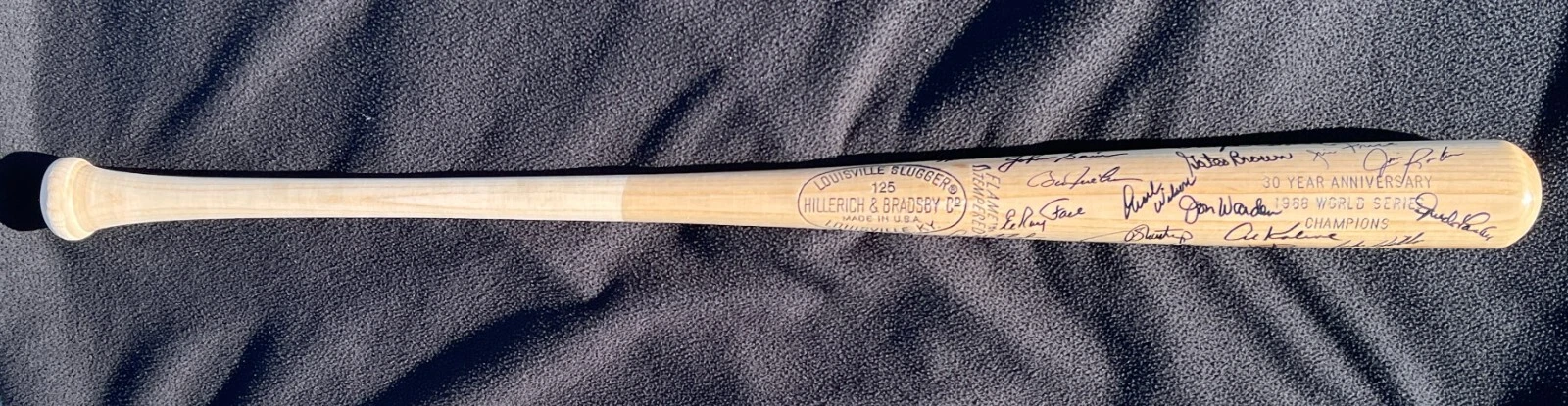 1968 WORLD SERIES CHAMPS DETROIT TIGERS BASBEALL BAT TEAM SIGNED BY 27 JSA COA COLLECTIBLE MEMORABILIA