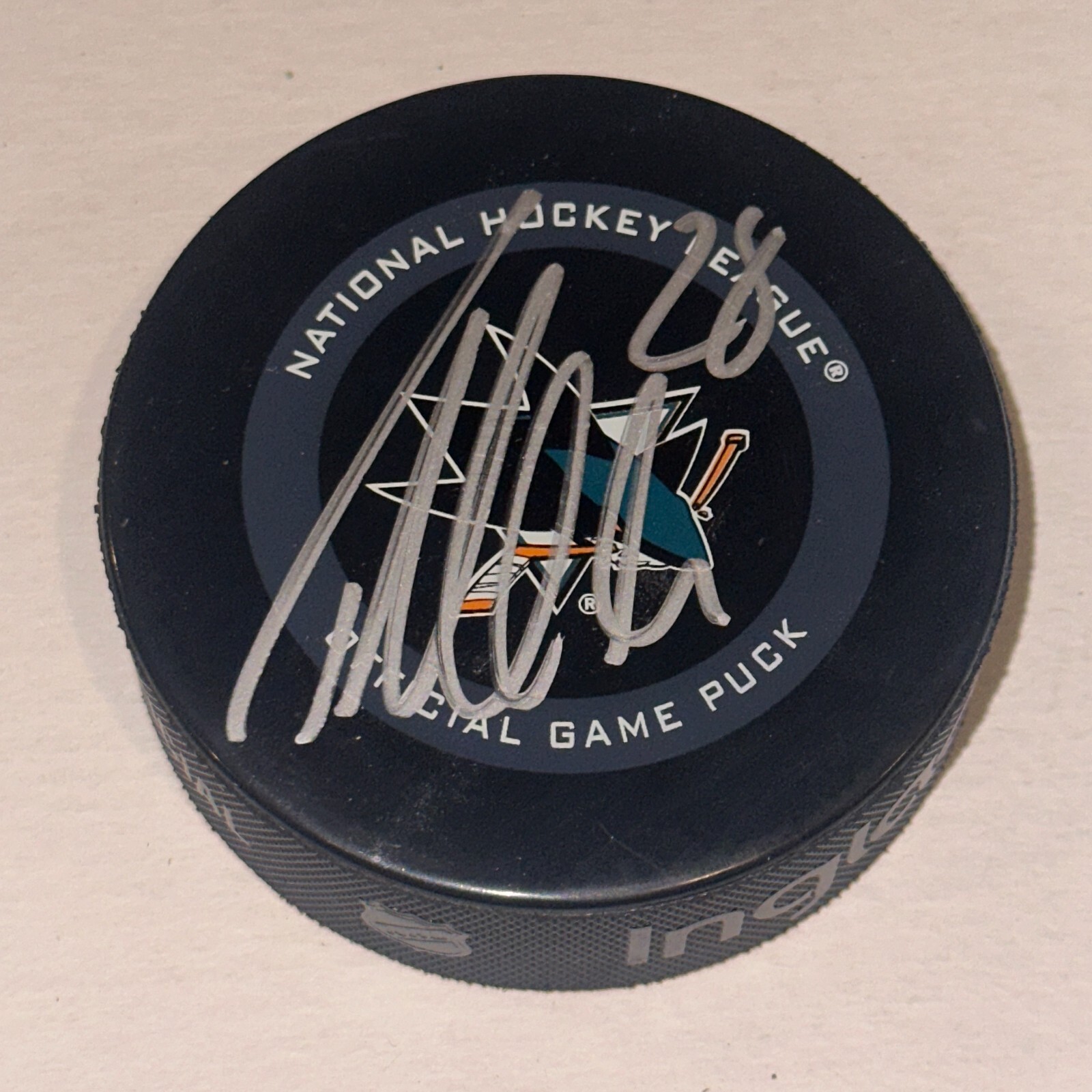TIMO MEIER Signed San Jose SHARKS Official GAME Puck Beckett (BAS)