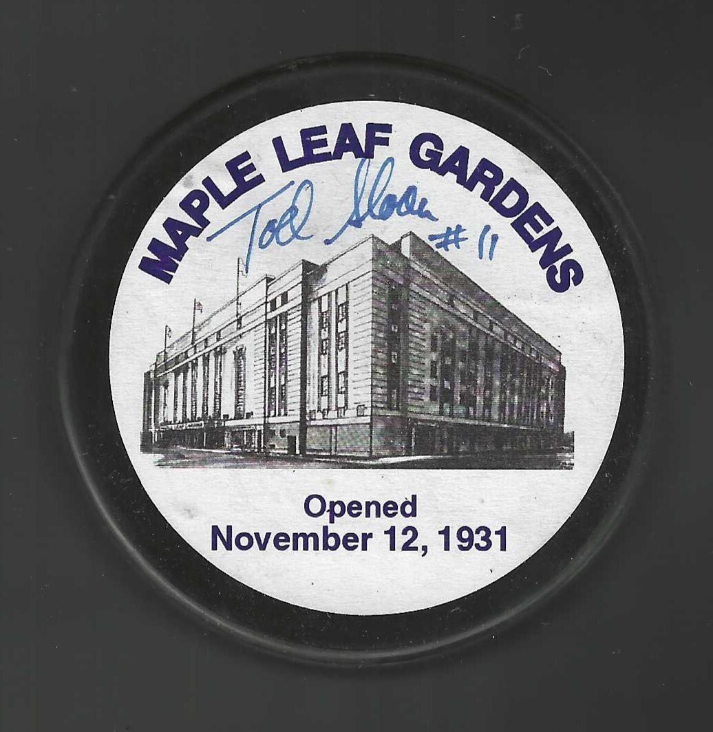 Tod Sloan Signed Toronto Maple Leafs Maple Leaf Gardens Puck Beckett COA