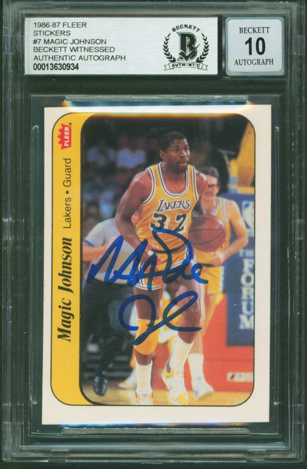 Lakers Magic Johnson Signed 1986 Fleer Stickers #7 Card Auto 10! BAS Slabbed
