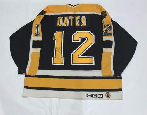 ADAM OATES SIGNED BOSTON BRUINS JERSEY AUTOGRAPHED HOF LICENSED COLLECTIBLE MEMORABILIA