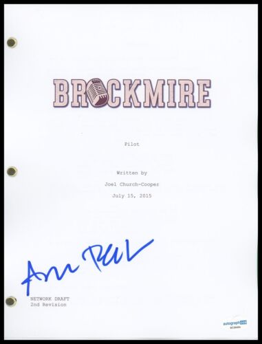 AMANDA PEET “BROCKMIRE” AUTOGRAPH SIGNED FULL COMPLETE PILOT EPISODE SCRIPT ACOA COLLECTIBLE MEMORABILIA