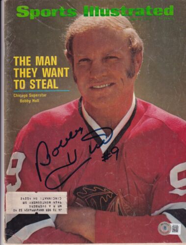 BOBBY HULL SIGNED (CHICAGO BLACKHAWKS) SPORTS ILLUSTRATED MAGAZINE BAS BL52196 COLLECTIBLE MEMORABILIA