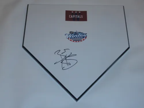 BRADEN HOLTBY SIGNED HOME PLATE WASHINGTON CAPITALS 2015 WINTER CLASSIC PROOF