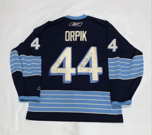 BROOKS ORPIK SIGNED PITTSBURGH PENGUINS 2011 WINTER CLASSIC JERSEY LICENSED COLLECTIBLE MEMORABILIA