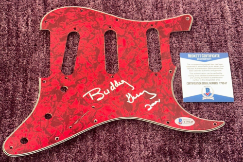 BUDDY GUY SIGNED PICK GUARD W/ BECKETT (BAS) COA COLLECTIBLE MEMORABILIA