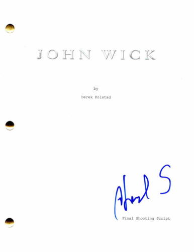 CHAD STAHELSKI SIGNED AUTOGRAPH JOHN WICK FULL MOVIE SCRIPT – KEANU REEVES COLLECTIBLE MEMORABILIA