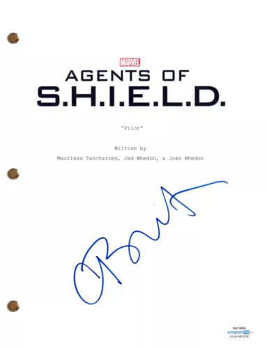 CHLOE BENNET SIGNED AUTOGRAPH AGENTS OF SHIELD PILOT EPISODE SCRIPT ACOA COA COLLECTIBLE MEMORABILIA