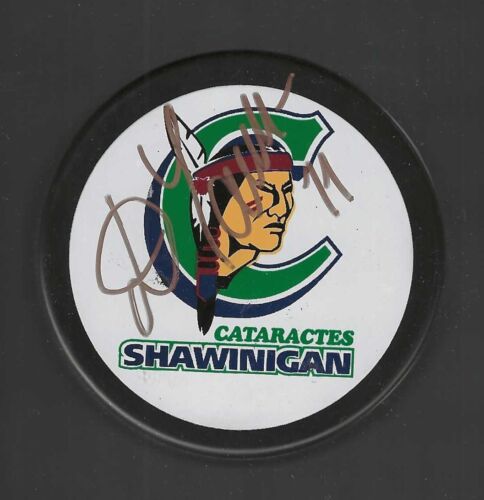 DENIS YAN SIGNED SHAWINIGAN CATARACTES PUCK TAMPA BAY LIGHTNING COLLECTIBLE MEMORABILIA