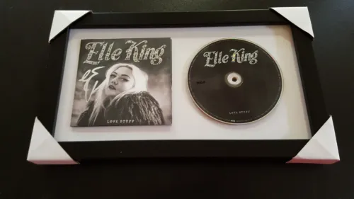 ELLE KING AUTOGRAPHED FRAMED LOVE STUFF CD COVER SIGNED RARE GRAMMY PROOF
