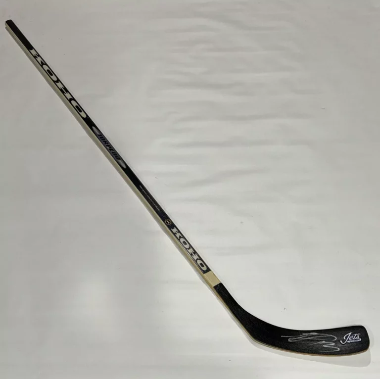 GABRIEL VILARDI SIGNED HOCKEY STICK WINNIPEG JETS AUTOGRAPHED JSA COA COLLECTIBLE MEMORABILIA