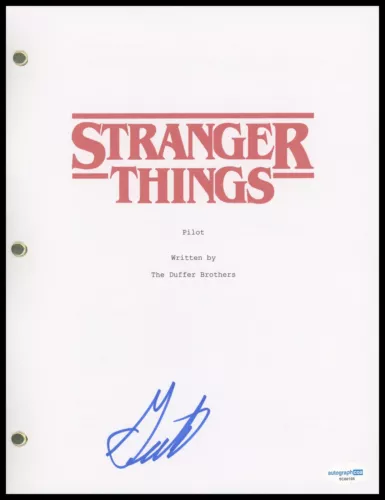 GATEN MATARAZZO “STRANGER THINGS” AUTOGRAPH SIGNED PILOT EPISODE SCRIPT ACOA COLLECTIBLE MEMORABILIA