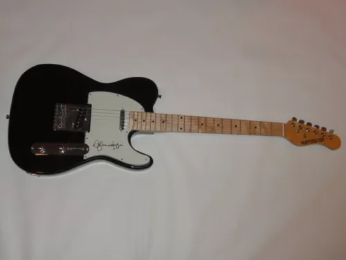 GLENN HUGHES SIGNED BLACK ELECTRIC GUITAR DEEP PURPLE BLACK SABBATH JSA COA