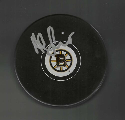HAL GILL SIGNED BOSTON BRUINS PUCK COLLECTIBLE MEMORABILIA