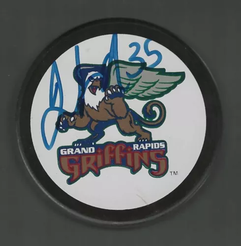 IAN GORDON SIGNED GRAND RAPIDS GRIFFINS IHL PUCK COLLECTIBLE MEMORABILIA