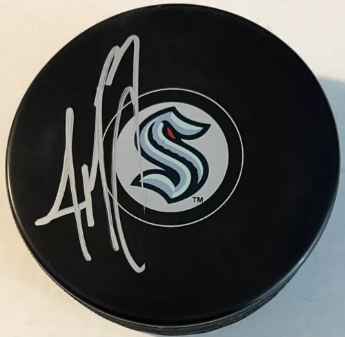JT BROWN SIGNED AUTOGRAPHED SEATTLE KRACKEN LOGO HOCKEY PUCK PSA/DNA COLLECTIBLE MEMORABILIA