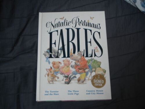 NATALIE PORTMAN SIGNED FABLES HARD BACK BOOK 1A COLLECTIBLE MEMORABILIA