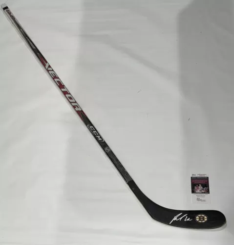 PATRICK MAROON SIGNED HOCKEY STICK BOSTON BRUINS PROOF JSA COA COLLECTIBLE MEMORABILIA