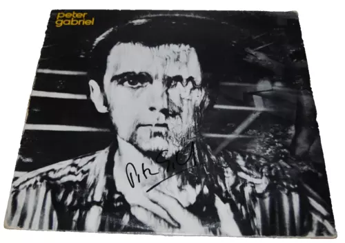 PETER GABRIEL SIGNED (3 MELT) GENESIS VINYL ALBUM RECORD LP BECKETT BAS BM02717 COLLECTIBLE MEMORABILIA