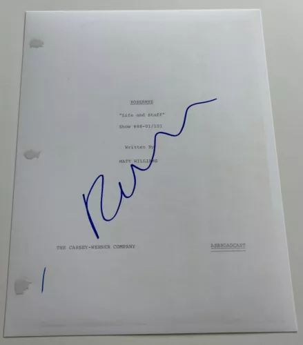 ROSEANNE BARR SIGNED AUTOGRAPH ROSEANNE 54 PAGE PILOT SCRIPT W/PROOF BECKETT COA COLLECTIBLE MEMORABILIA