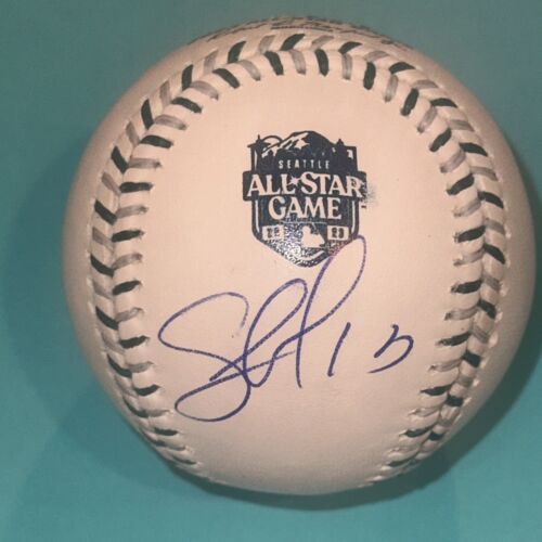 SALVADOR PEREZ (KC ROYALS) SIGNED OFFICIAL 2023 ALL-STAR BASEBALL BECKETT (BAS) COLLECTIBLE MEMORABILIA
