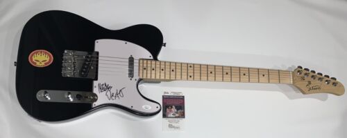 THE OFFSPRING SIGNED BLACK ELECTRIC GUITAR DEXTER HOLLAND NOODLES JSA COA COLLECTIBLE MEMORABILIA