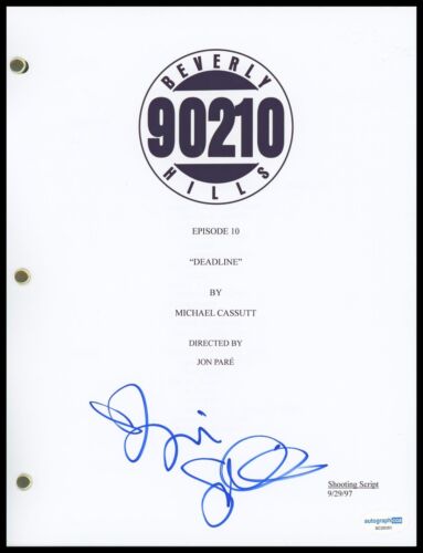 TORI SPELLING “BEVERLY HILLS 90210” AUTOGRAPH SIGNED FULL ‘DEADLINE’ SCRIPT ACOA COLLECTIBLE MEMORABILIA