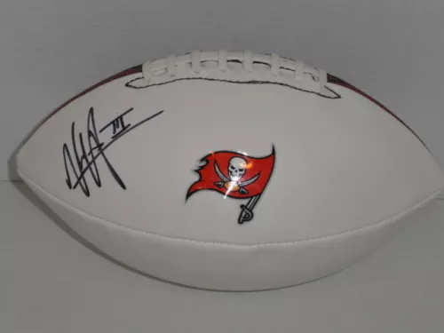 VERNON HARGREAVES III SIGNED FOOTBALL TAMPA BAY BUCCANEERS FLORIDA STUD