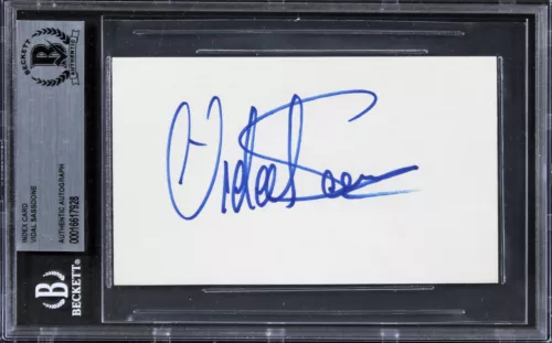 VIDAL SASSONE VIDAL SASSOON: THE MOVIE SIGNED 3×5 INDEX CARD BAS #16617928 COLLECTIBLE MEMORABILIA