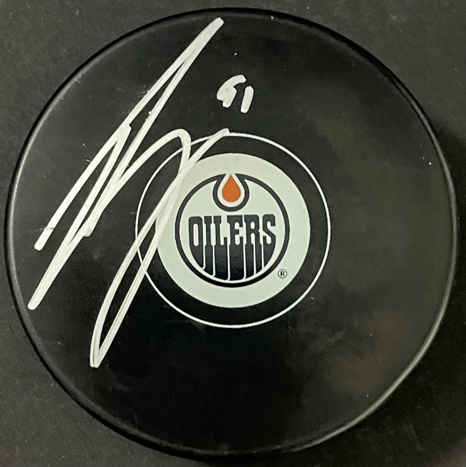 Evander Kane Signed Autographed Edmonton Oilers Logo Hockey Puck PSA/DNA