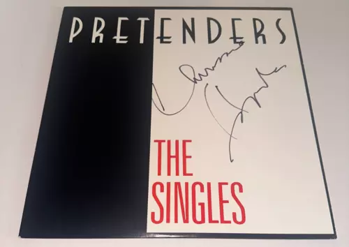 CHRISSIE HYNDE Signed PRETENDERS' THE SINGLES LP ALBUM COVER Beckett Auth (BAS)