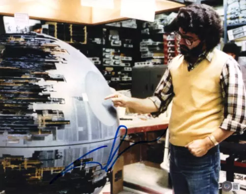 GEORGE LUCAS SIGNED AUTOGRAPH 11×14 PHOTO – STAR WARS CREATOR RARE! BECKETT COA COLLECTIBLE MEMORABILIA
