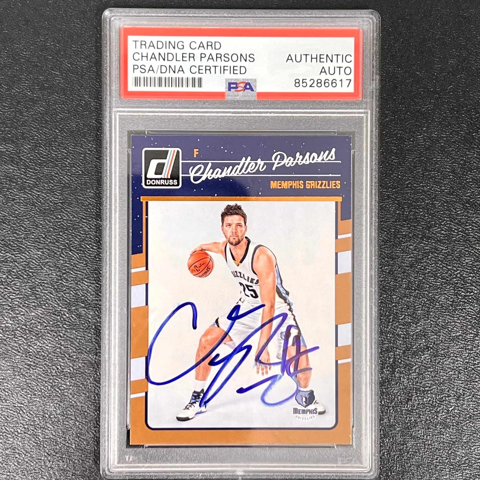 2016-17 Panini Donruss #31 Chandler Parsons Signed Card AUTO PSA/DNA Slabbed Gri