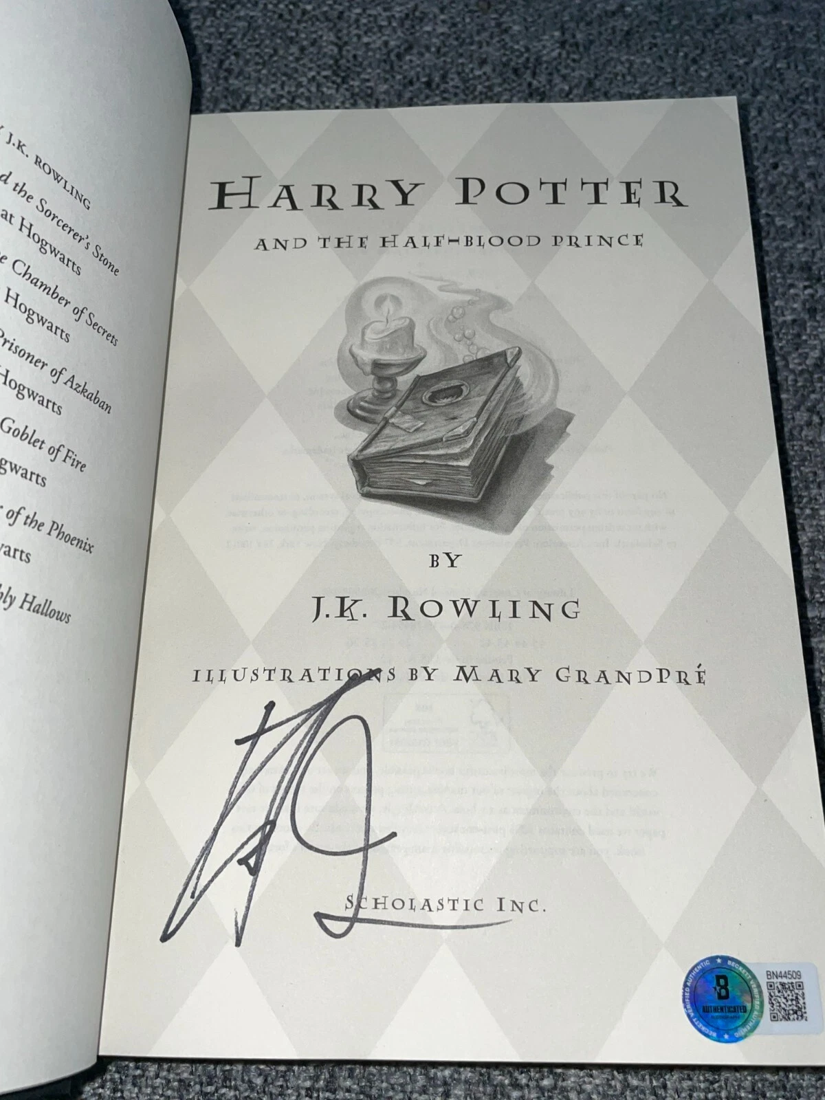 Daniel Radcliffe Signed Auto Harry Potter and The Half-Blood Prince Book BAS NY