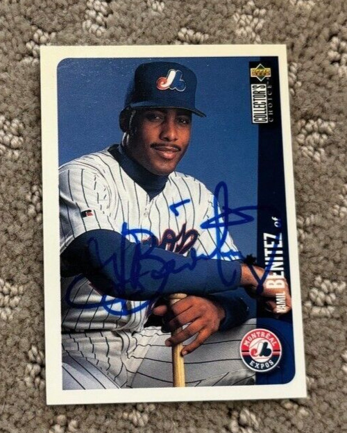YAMIL BENITEZ 1996 COLLECTOR’S CHOICE 613 MONTREAL EXPOS SIGNED AUTOGRAPHED CARD COLLECTIBLE MEMORABILIA