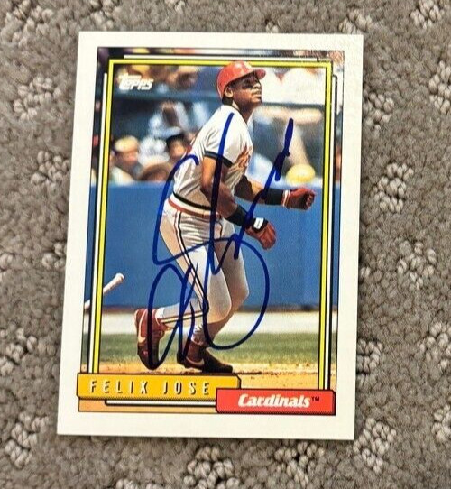 FELIX JOSE 1992 TOPPS AUTOGRAPHED SIGNED AUTO BASEBALL CARD 105 CARDINALS