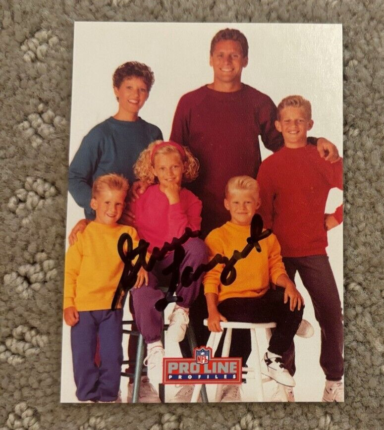 1992 Pro Line Profiles Football #300 Steve Largent signed autographed card