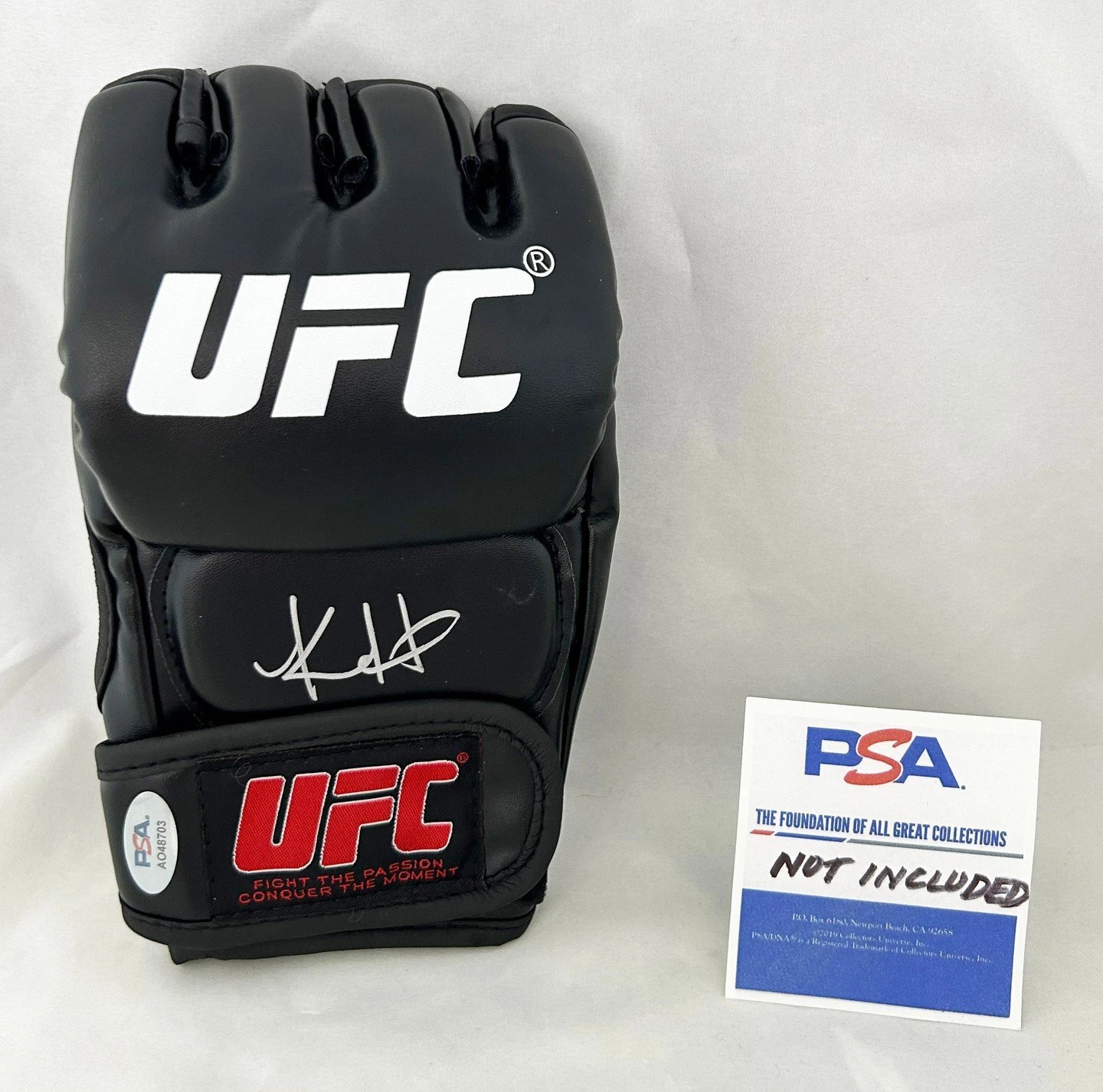 Kayla Harrison Signed UFC Glove PSA/DNA 6 COA