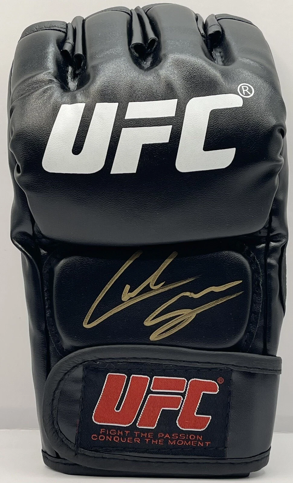 Cub Swanson Signed Autographed UFC Fight Glove Beckett COA