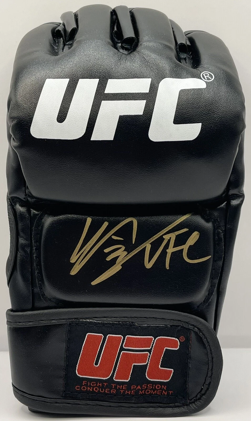 Rei Tsuruya Signed Autographed UFC Fight Glove Beckett COA