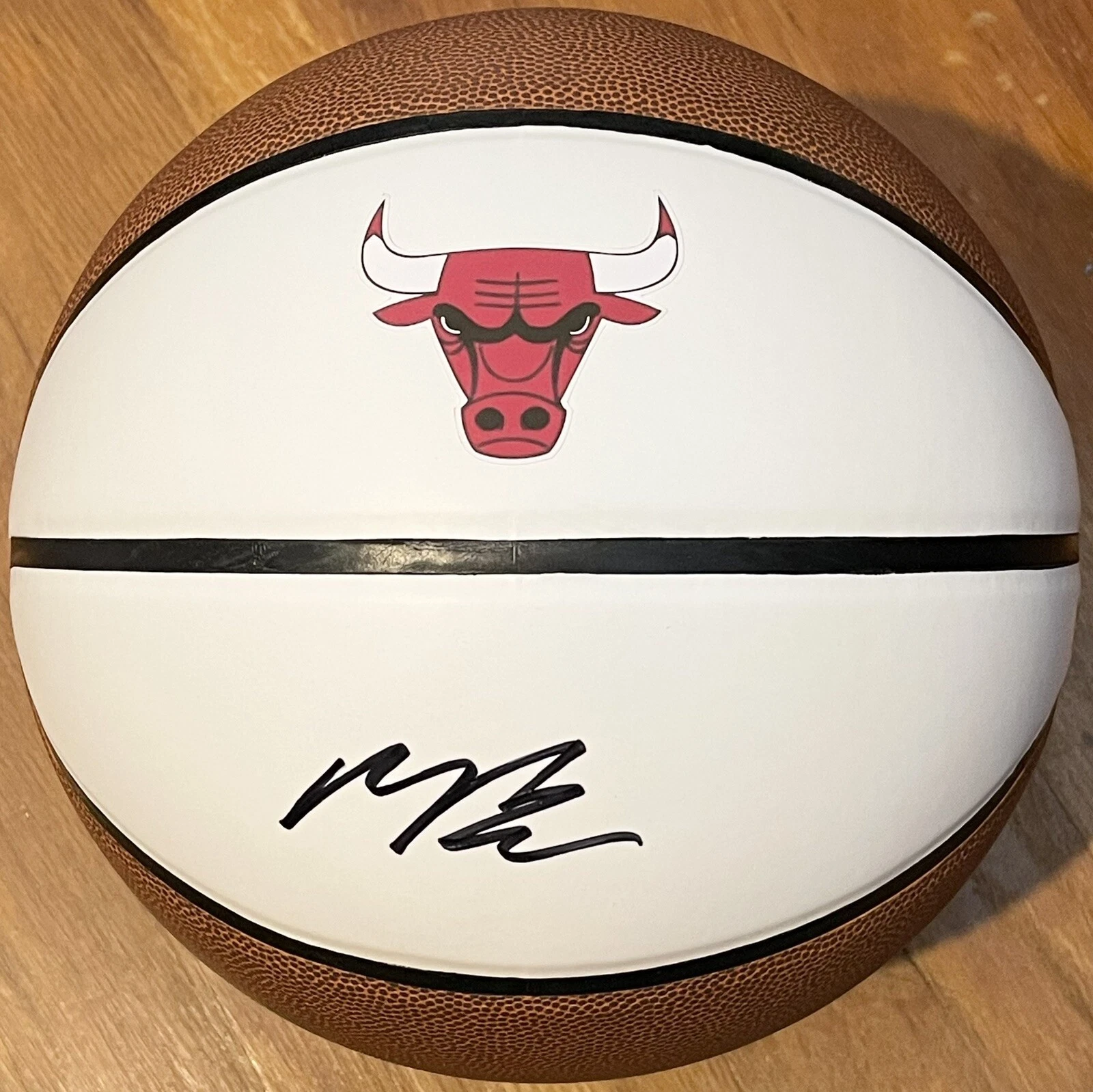 Matas Buzelis Signed Autographed Chicago Bulls Logo Basketball PSA/DNA COA